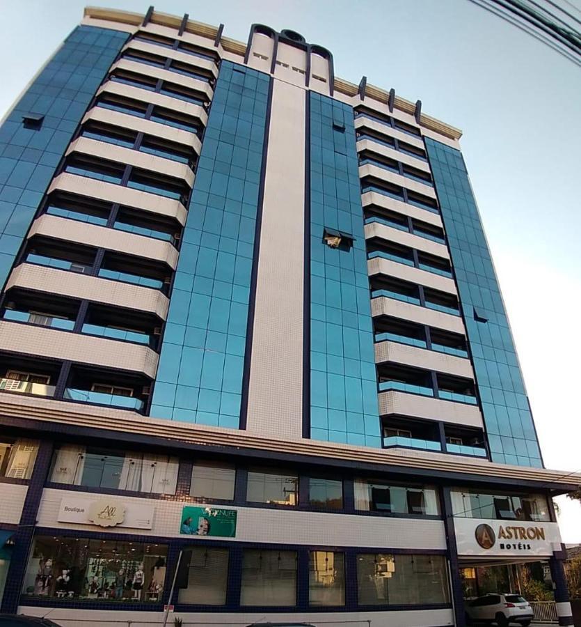 Astron Suites Sao Jose Dos Pinhais By Nobile מראה חיצוני תמונה